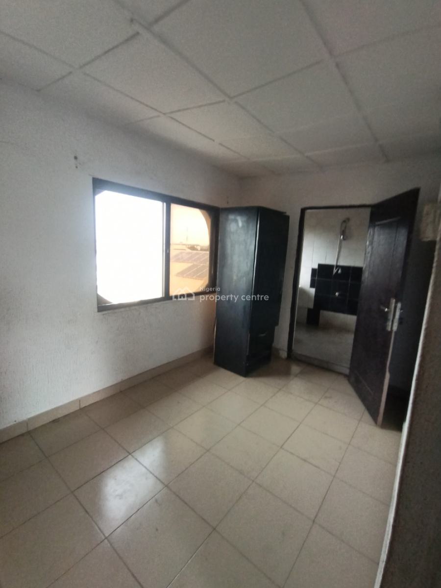 Decent 3 Bedroom Apartments with 3 Toilets and 2 Bathrooms, Ajao Estate, Isolo, Lagos, Flat / Apartment for Rent