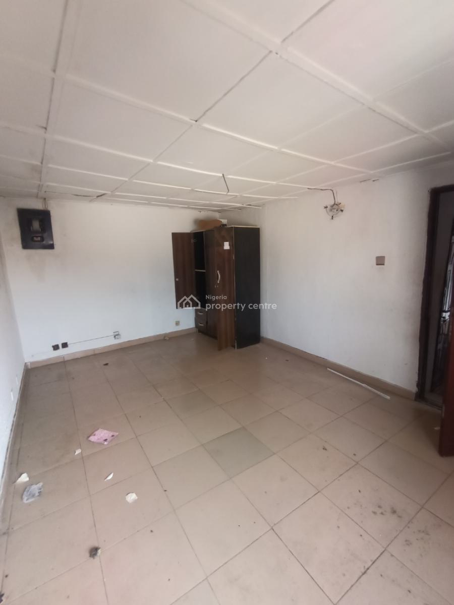 Decent 3 Bedroom Apartments with 3 Toilets and 2 Bathrooms, Ajao Estate, Isolo, Lagos, Flat / Apartment for Rent