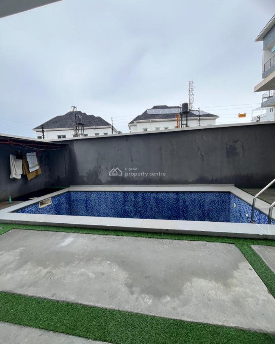 Lovely 2 Bedroom Apartment with Bq, Lekki Phase 1, Lekki Phase 1, Lekki, Lagos, Block of Flats for Sale