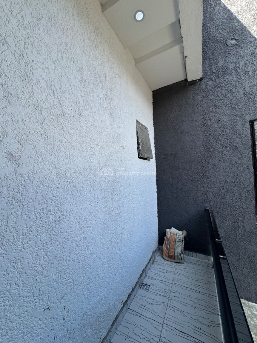 𝐁𝐑𝐀𝐍𝐃 𝐍𝐄𝐖 4 𝐁𝐄𝐃𝐑𝐎𝐎𝐌 𝐓𝐄𝐑𝐑𝐀𝐂𝐄 𝐃𝐔𝐏𝐋𝐄𝐗, Ajah, Lagos, Terraced Duplex for Rent