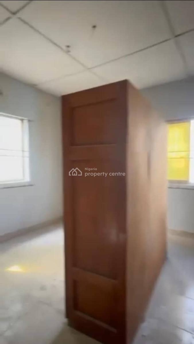 Lovely 3 Bedroom Flat, Soluyi, Gbagada, Lagos, Flat / Apartment for Rent