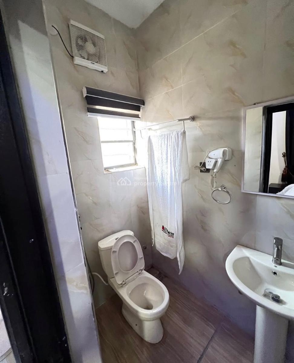 Casmir Exquisitely Furnished Service Apartment with 3 Rooms, Golf Annex, Gra, Enugu, Enugu, Flat / Apartment Short Let