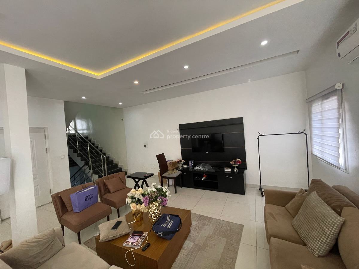 4 Bedroom Duplex, Gbangbala Road, Ikate Elegushi, Lekki, Lagos, Terraced Duplex for Sale