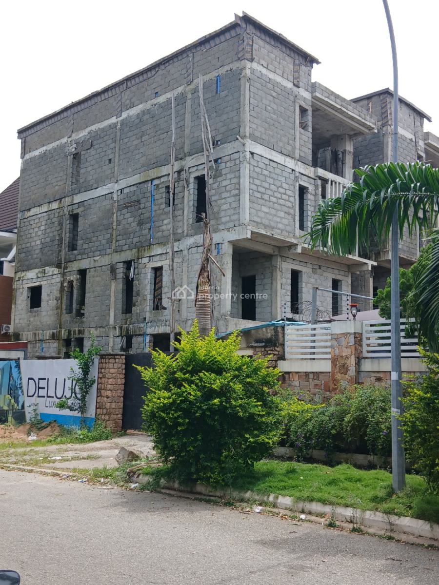 5 Bedroom Fully Detached Triplex with a Bq and Cinema Room., Maitama District, Abuja, Detached Duplex for Sale