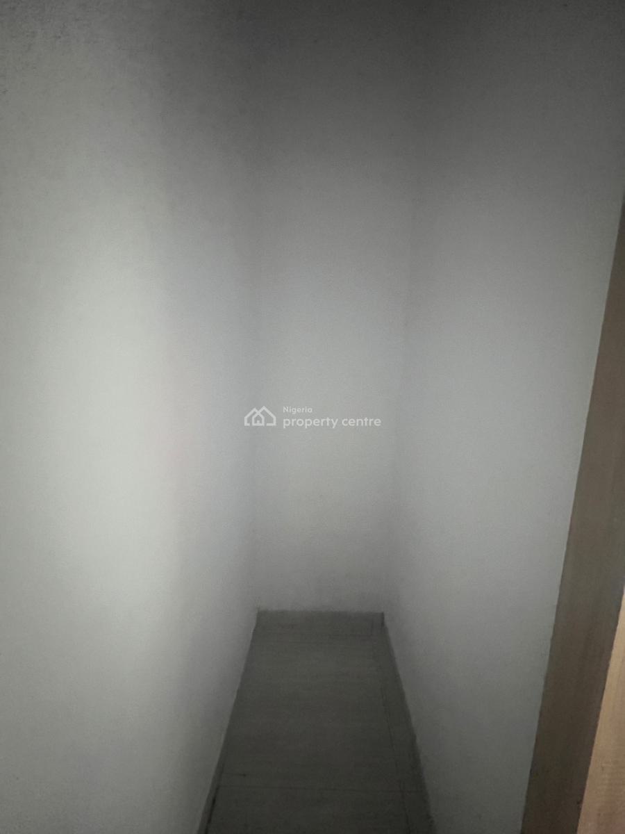 2 Bedroom Flat, New Town Estate, Ogombo, Ajah, Lagos, Flat / Apartment for Rent