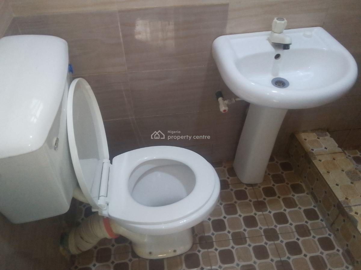 Luxury Selfcon with Excellent Features, Newtown Rd, Ogombo, Ajah, Lagos, Self Contain (single Rooms) for Rent