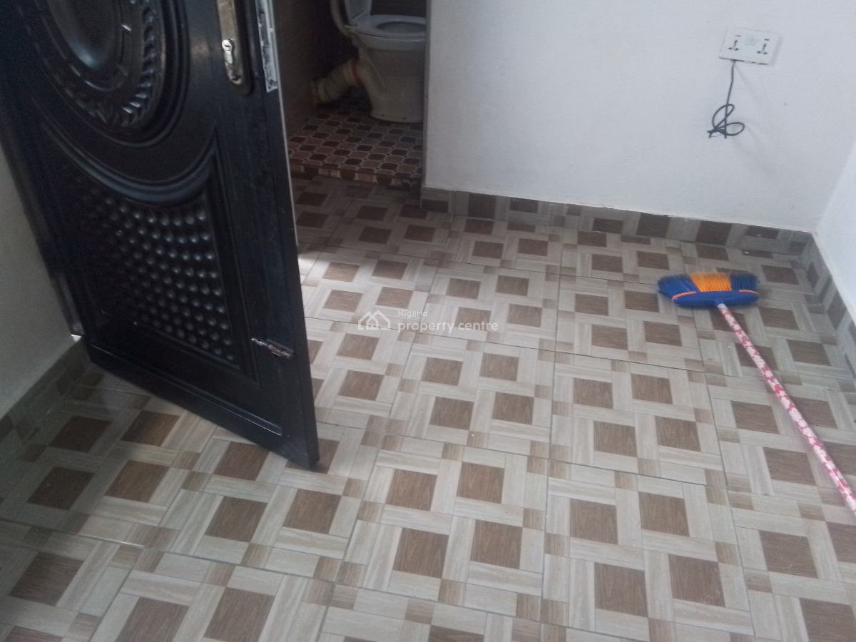 Luxury Selfcon with Excellent Features, Newtown Rd, Ogombo, Ajah, Lagos, Self Contain (single Rooms) for Rent