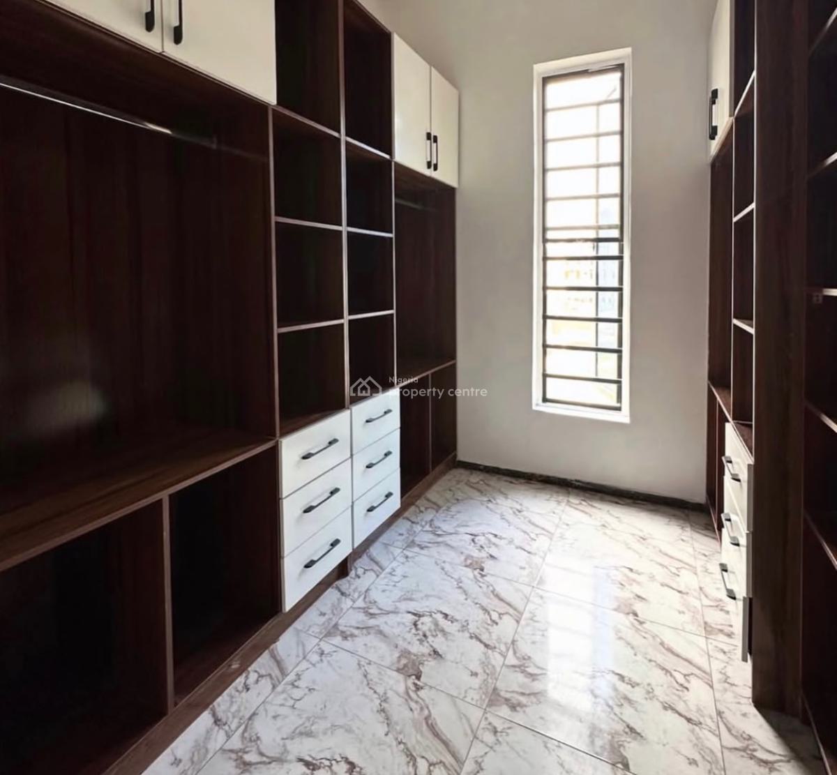 4 Bedroom Terrace Duplex, Lekki Phase 1, Lekki, Lagos, House for Rent