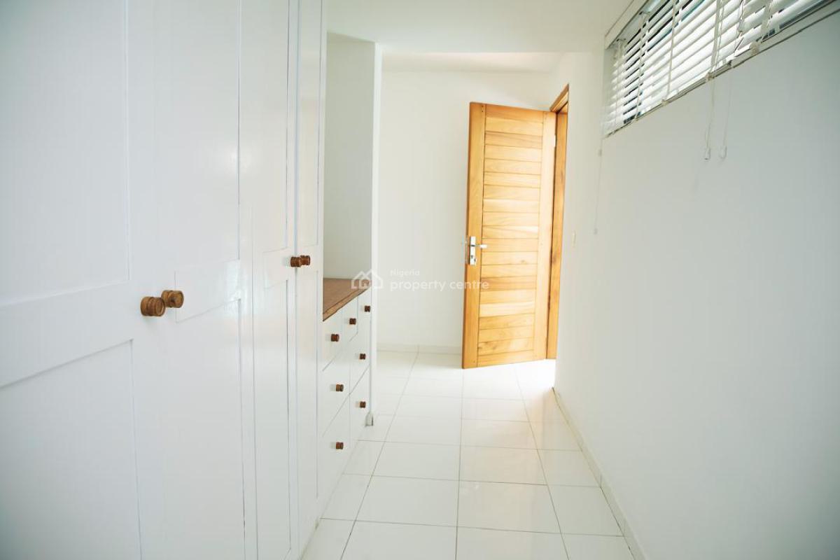 Our Beautiful 3 Bedroom Beach House, Ilashe, Lagos, Flat / Apartment Short Let