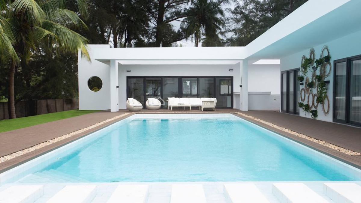 Our Beautiful 3 Bedroom Beach House, Ilashe, Lagos, Flat / Apartment Short Let
