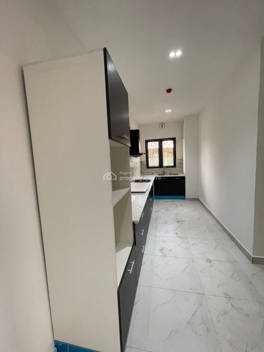 Ultra Luxury 3 Bedroom Apartment with Bq, Swimming Pool & Gym, Lekki Phase 1, Lekki, Lagos, Flat / Apartment for Sale