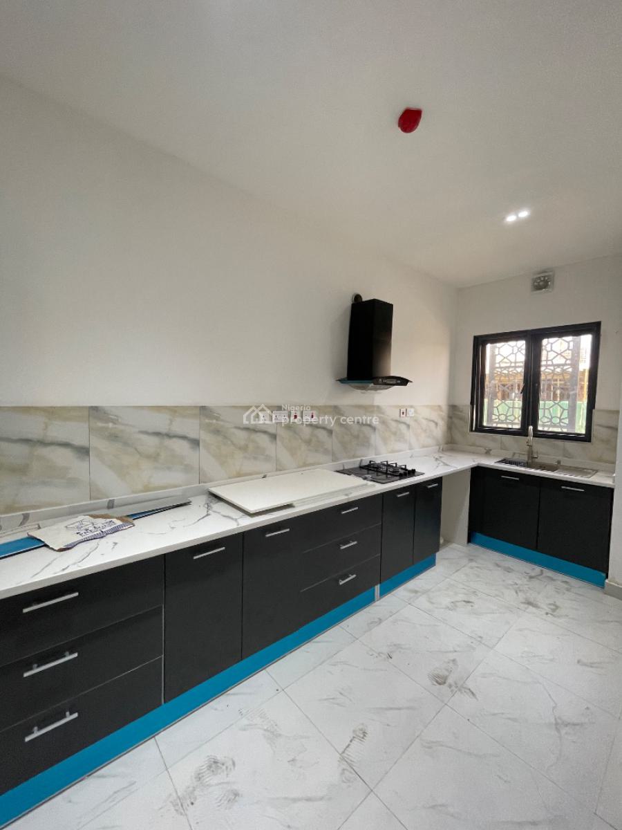 Ultra Luxury 3 Bedroom Apartment with Bq, Swimming Pool & Gym, Lekki Phase 1, Lekki, Lagos, Flat / Apartment for Sale