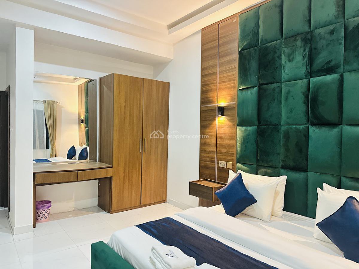 Nicely Furnished 1 Bedroom Apartment, Lekki Phase 1, Lekki, Lagos, Flat / Apartment Short Let