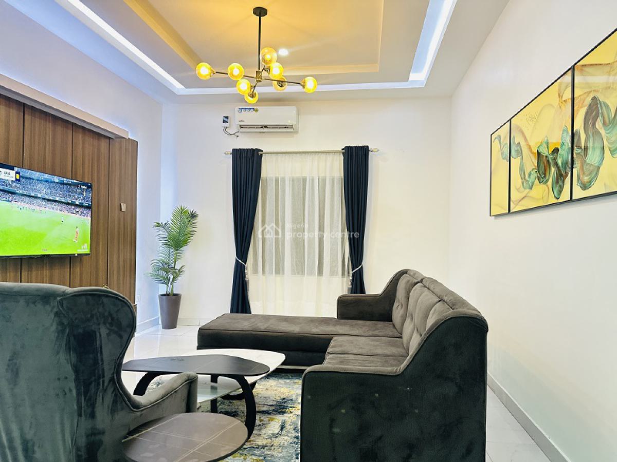 Nicely Furnished 1 Bedroom Apartment, Lekki Phase 1, Lekki, Lagos, Flat / Apartment Short Let