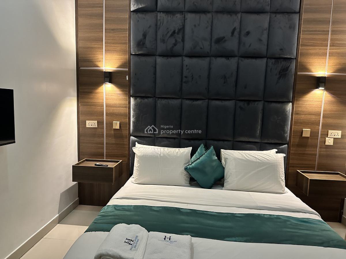 Nicely Furnished 1 Bedroom Apartment, Lekki Phase 1, Lekki, Lagos, Flat / Apartment Short Let