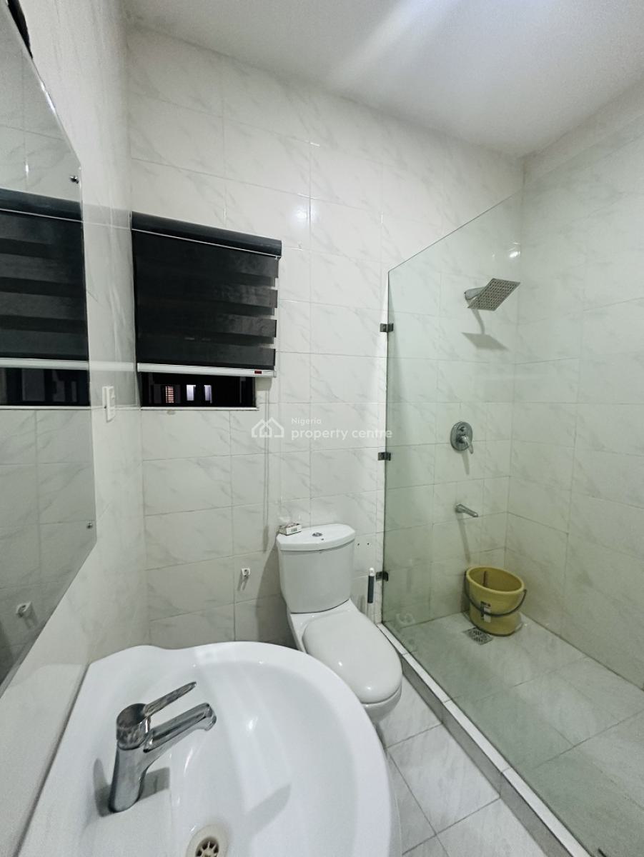 Nicely Furnished 1 Bedroom Apartment, Lekki Phase 1, Lekki, Lagos, Flat / Apartment Short Let