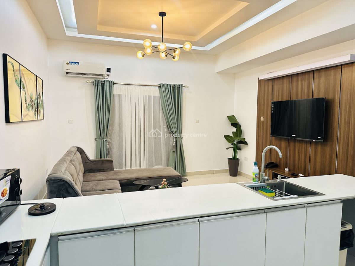Nicely Furnished 1 Bedroom Apartment, Lekki Phase 1, Lekki, Lagos, Flat / Apartment Short Let