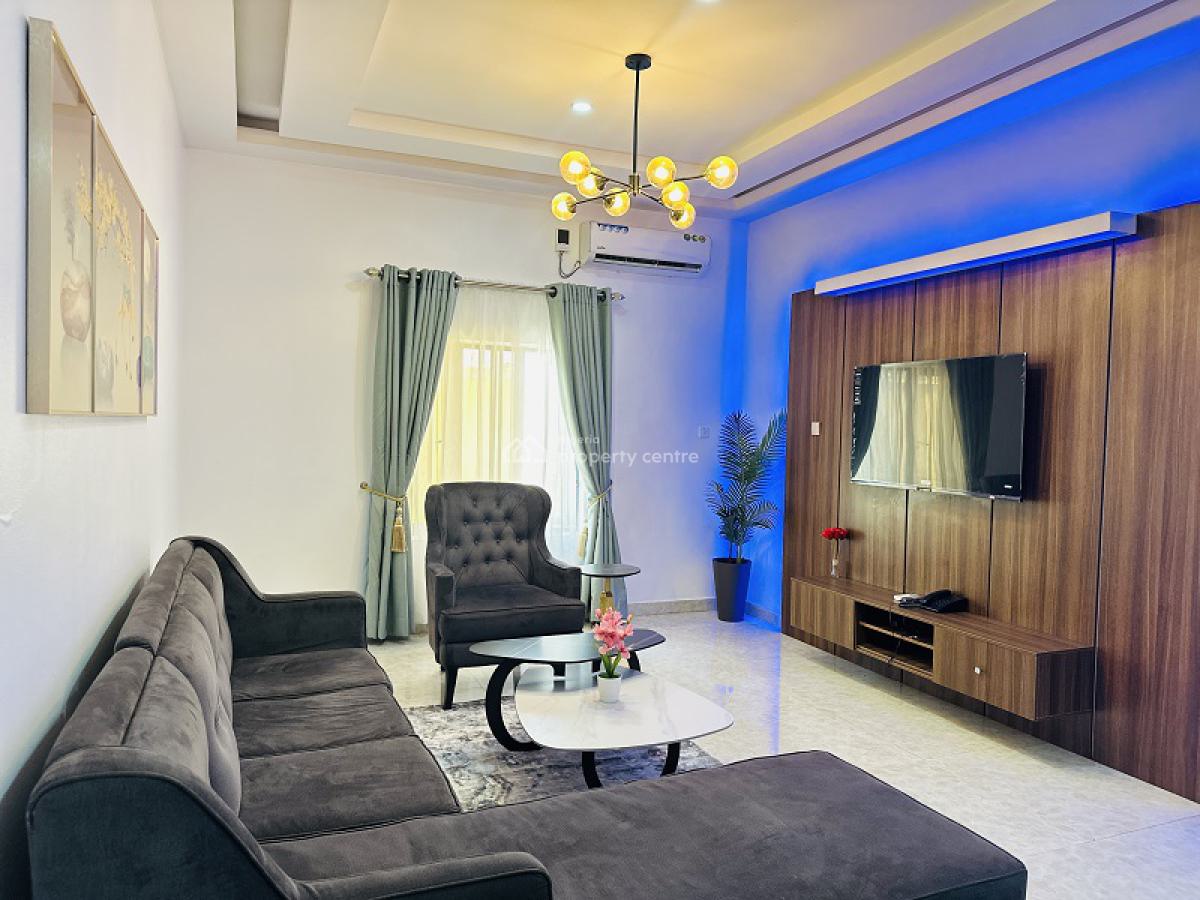 Nicely Furnished 1 Bedroom Apartment, Lekki Phase 1, Lekki, Lagos, Flat / Apartment Short Let