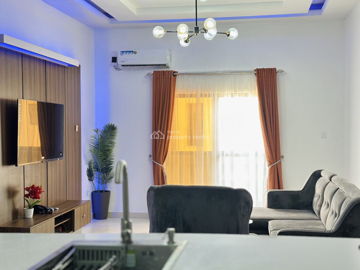 Nicely Furnished 1 Bedroom Apartment, Lekki Phase 1, Lekki, Lagos, Flat / Apartment Short Let