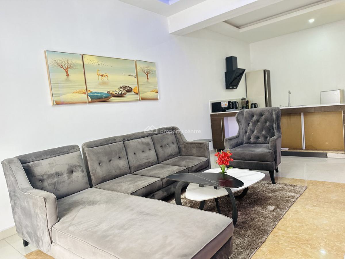 Nicely Furnished 1 Bedroom Apartment, Lekki Phase 1, Lekki, Lagos, Flat / Apartment Short Let