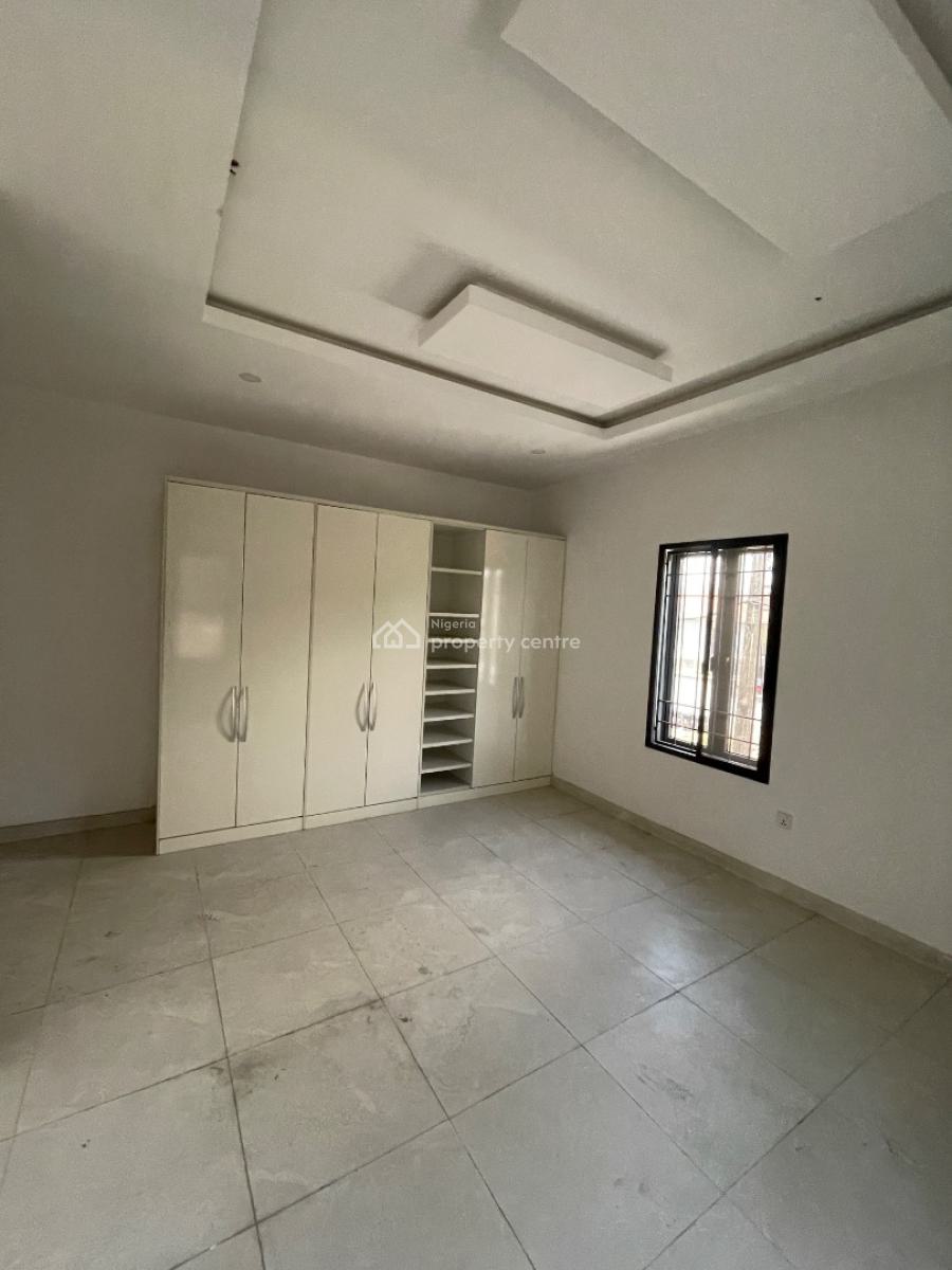 Spacious 5 Bedroom Fully Detached Duplex with Bq, Lekki Phase 1, Lekki, Lagos, Detached Duplex for Sale
