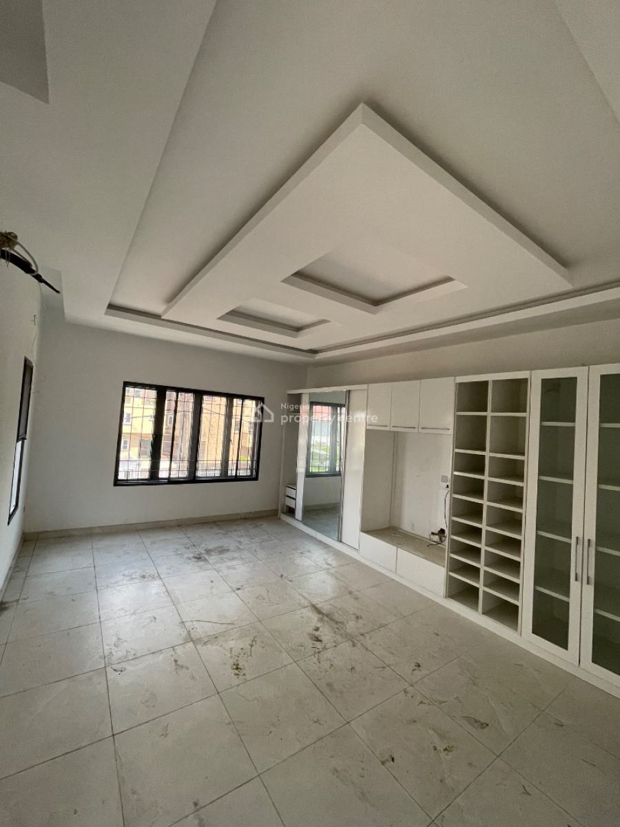 Spacious 5 Bedroom Fully Detached Duplex with Bq, Lekki Phase 1, Lekki, Lagos, Detached Duplex for Sale