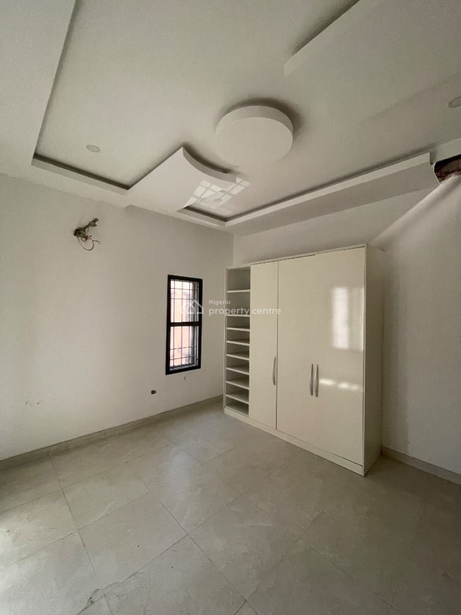 Spacious 5 Bedroom Fully Detached Duplex with Bq, Lekki Phase 1, Lekki, Lagos, Detached Duplex for Sale