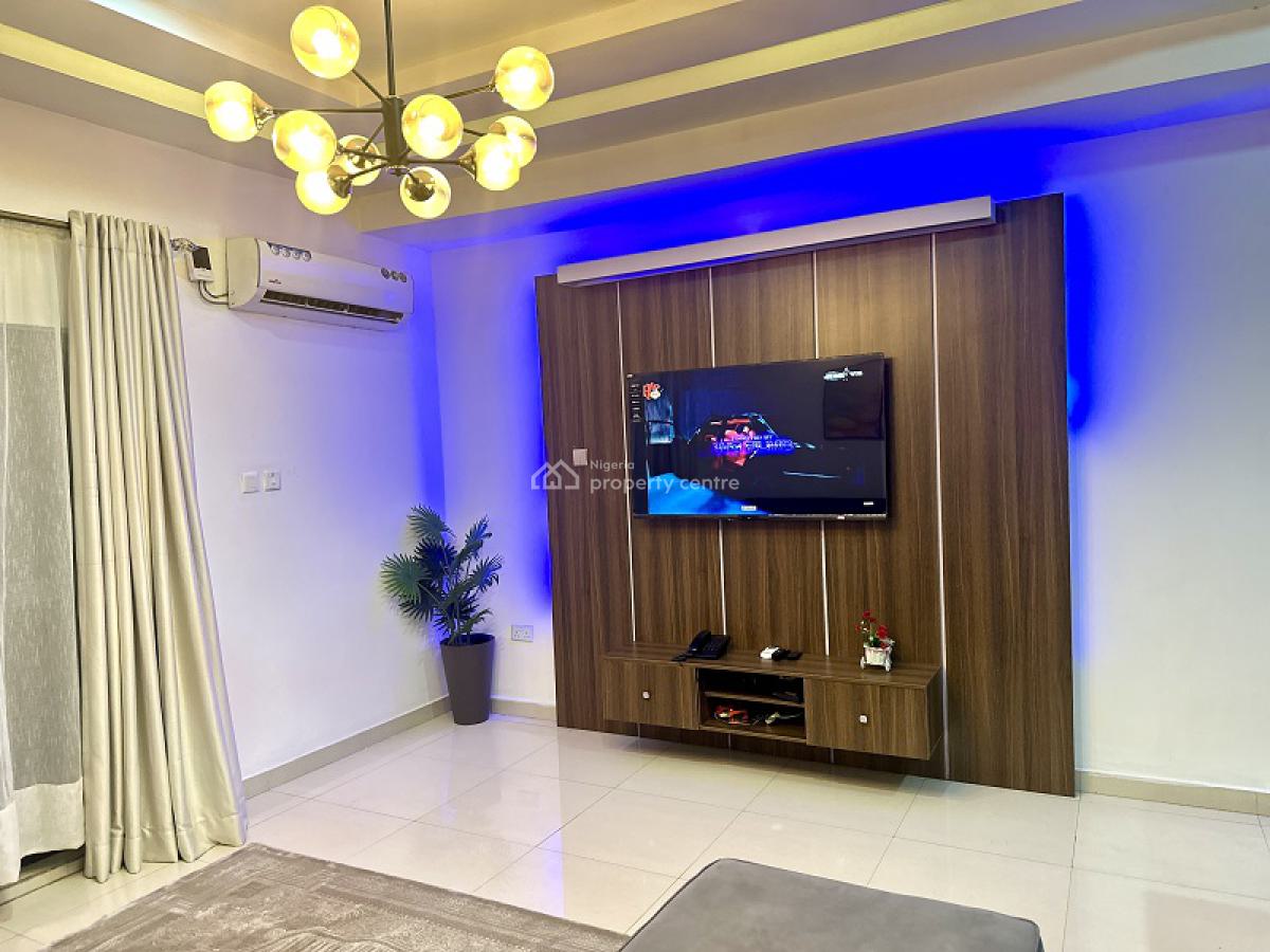 Nicely Furnished 1 Bedroom Apartment, Lekki Phase 1, Lekki, Lagos, Flat / Apartment Short Let