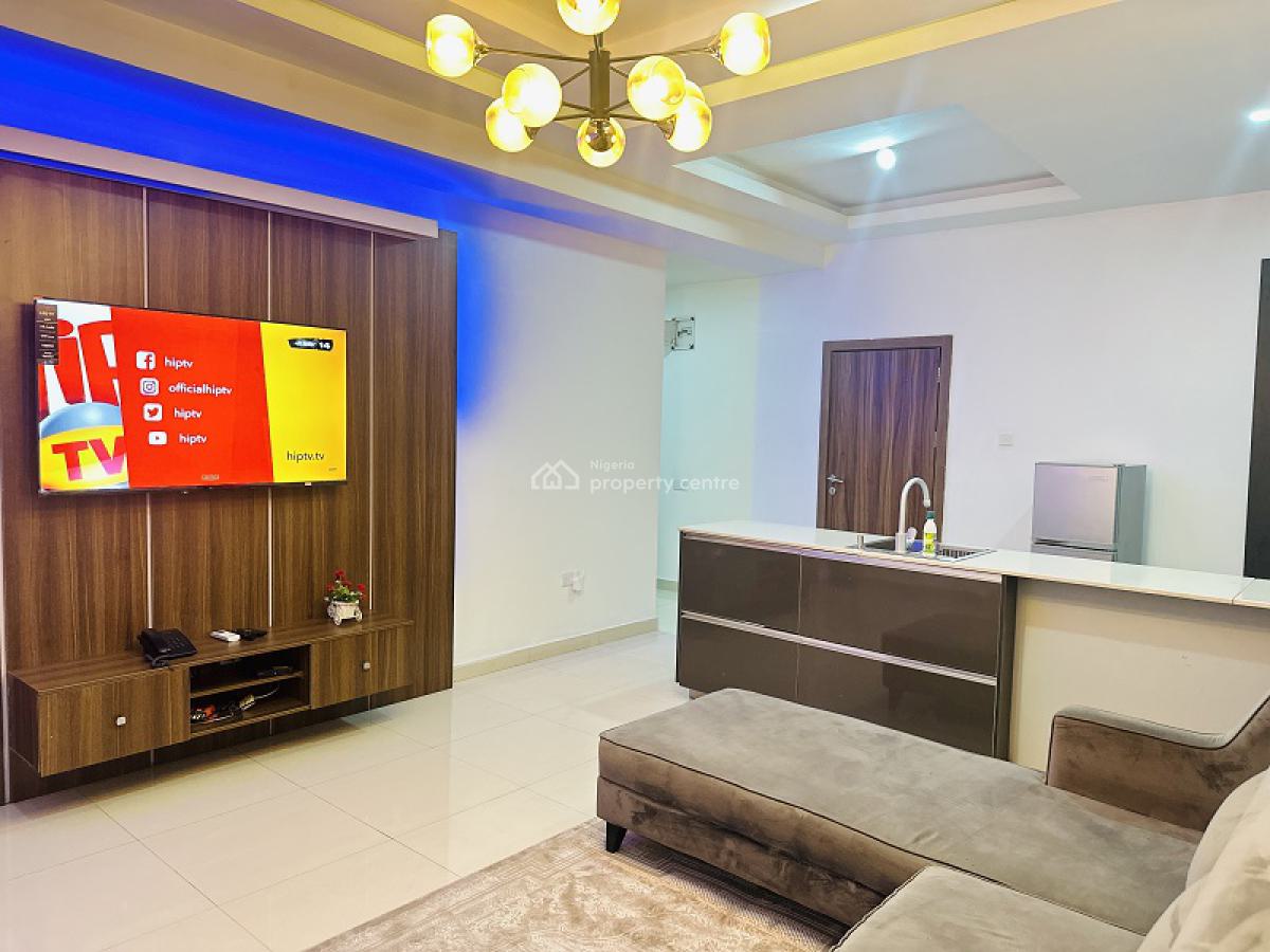 Nicely Furnished 1 Bedroom Apartment, Lekki Phase 1, Lekki, Lagos, Flat / Apartment Short Let