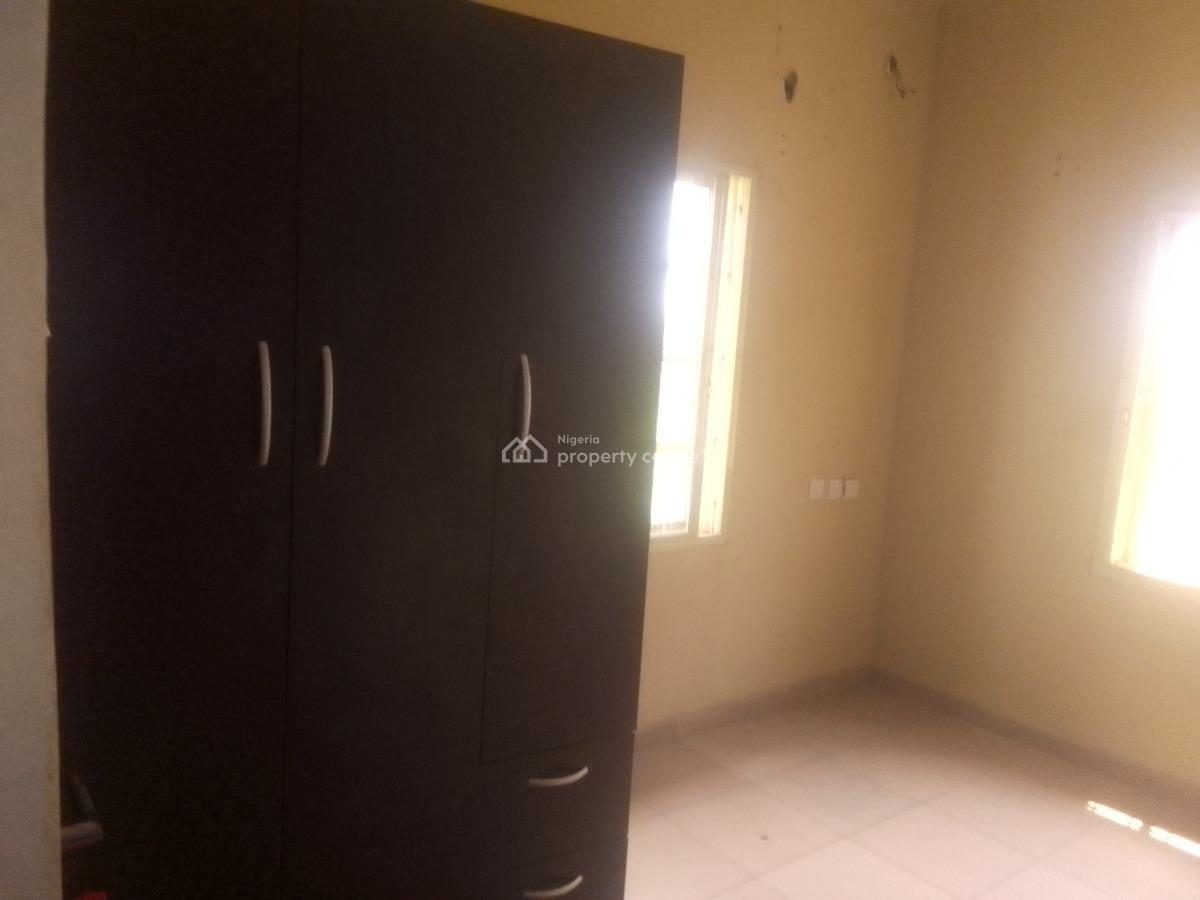 Spacious Luxury 2 Bedroom Flat with Excellent Features, Temidoyo Estate, Ogombo, Ajah, Lagos, Flat / Apartment for Rent