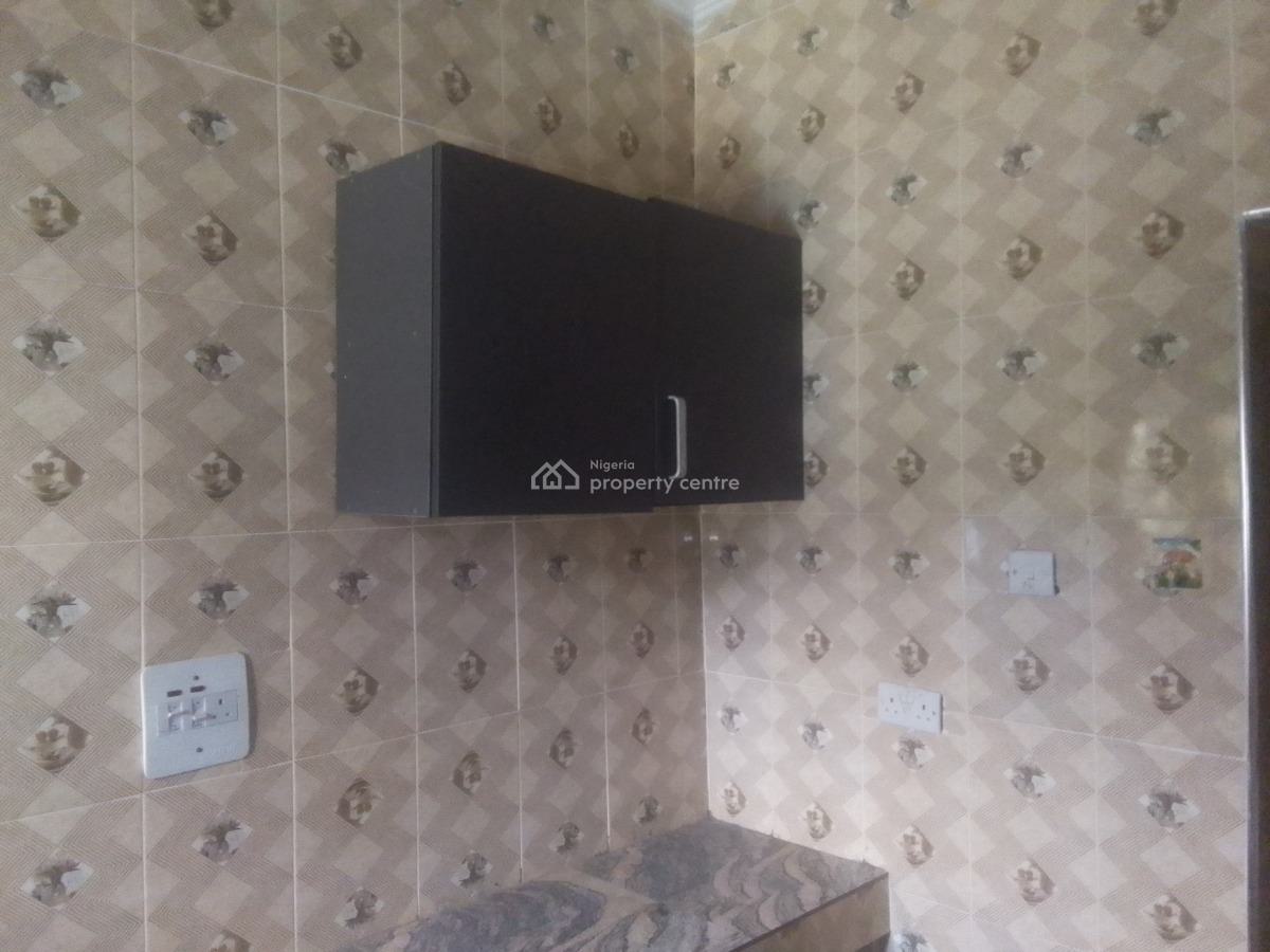 Spacious Luxury 2 Bedroom Flat with Excellent Features, Temidoyo Estate, Ogombo, Ajah, Lagos, Flat / Apartment for Rent