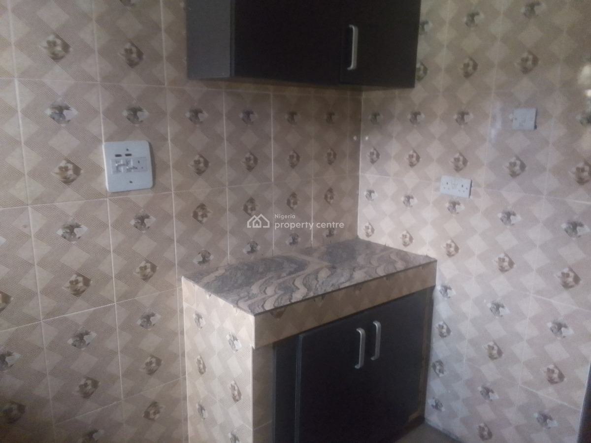 Spacious Luxury 2 Bedroom Flat with Excellent Features, Temidoyo Estate, Ogombo, Ajah, Lagos, Flat / Apartment for Rent