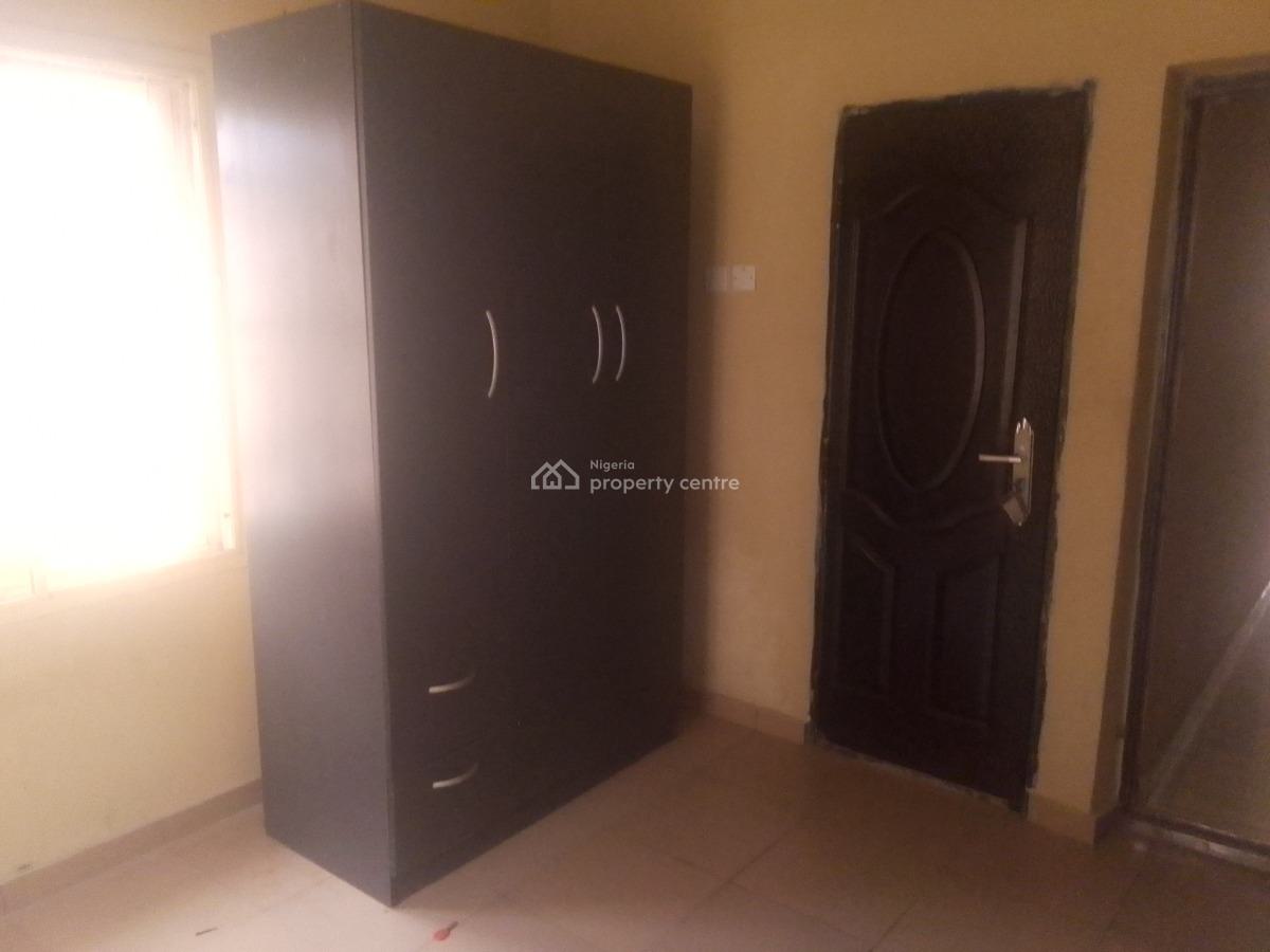 Spacious Luxury 2 Bedroom Flat with Excellent Features, Temidoyo Estate, Ogombo, Ajah, Lagos, Flat / Apartment for Rent