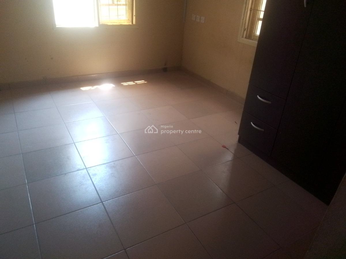 Spacious Luxury 2 Bedroom Flat with Excellent Features, Temidoyo Estate, Ogombo, Ajah, Lagos, Flat / Apartment for Rent