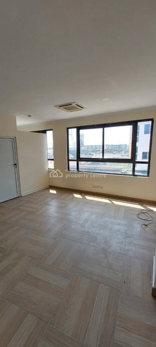 115sqm Commercial Office Space, First Floor, Lekki Epe Expressway, Igbo Efon, Lekki, Lagos, Office Space for Rent