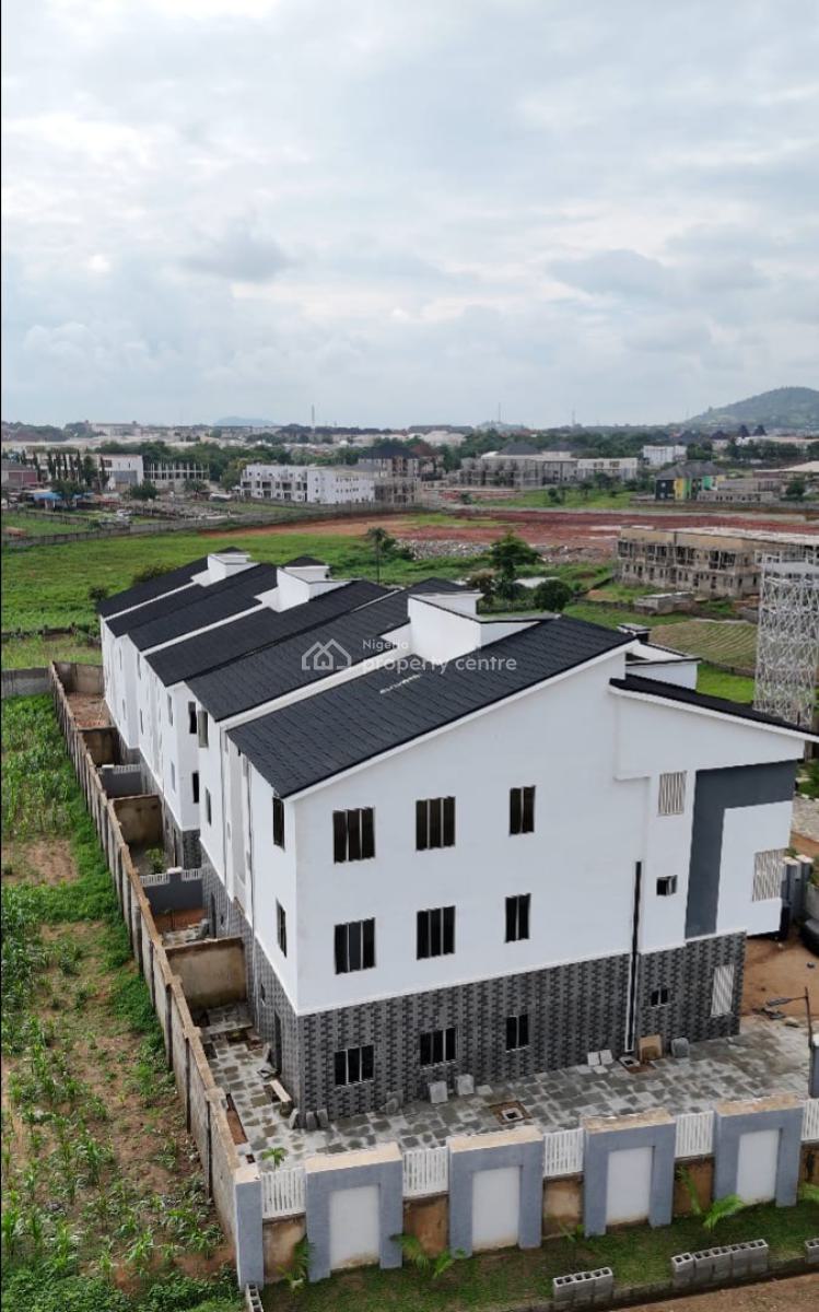5 Bedroom Semi Detached Duplex, Dakibiyu, Abuja, Semi-detached Duplex for Sale