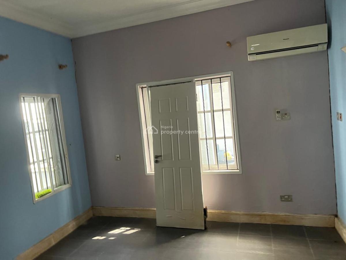 Neatly Built 3 Bedroom Fully Detached Bungalow with Bq, Off Mobil Road, Ilaje, Ajah, Lagos, Detached Bungalow for Rent