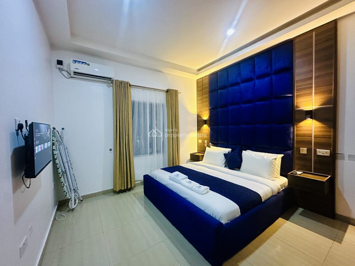 Nicely Furnished 1 Bedroom Apartment, Lekki Phase 1, Lekki, Lagos, Flat / Apartment Short Let
