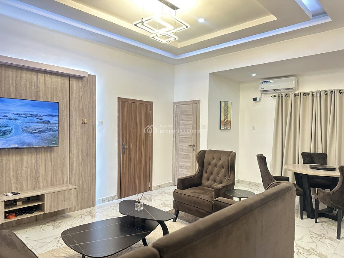 Nicely Furnished 2 Bedroom Apartment, Lekki Phase 1, Lekki, Lagos, Flat / Apartment Short Let