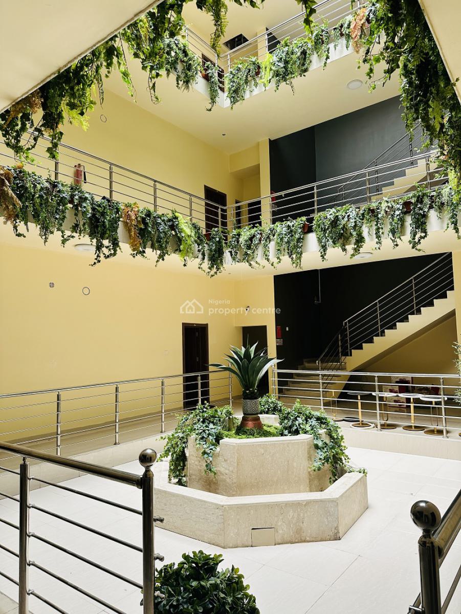 Nicely Furnished 2 Bedroom Apartment, Lekki Phase 1, Lekki, Lagos, Flat / Apartment Short Let