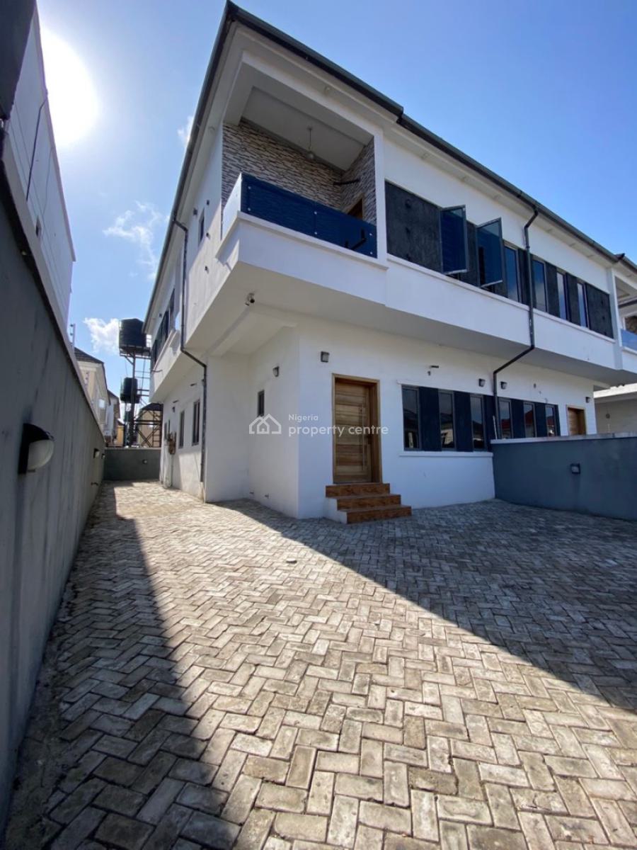 Luxury and Spacious with a B Q, Idado, Lekki, Lagos, Semi-detached Duplex for Rent