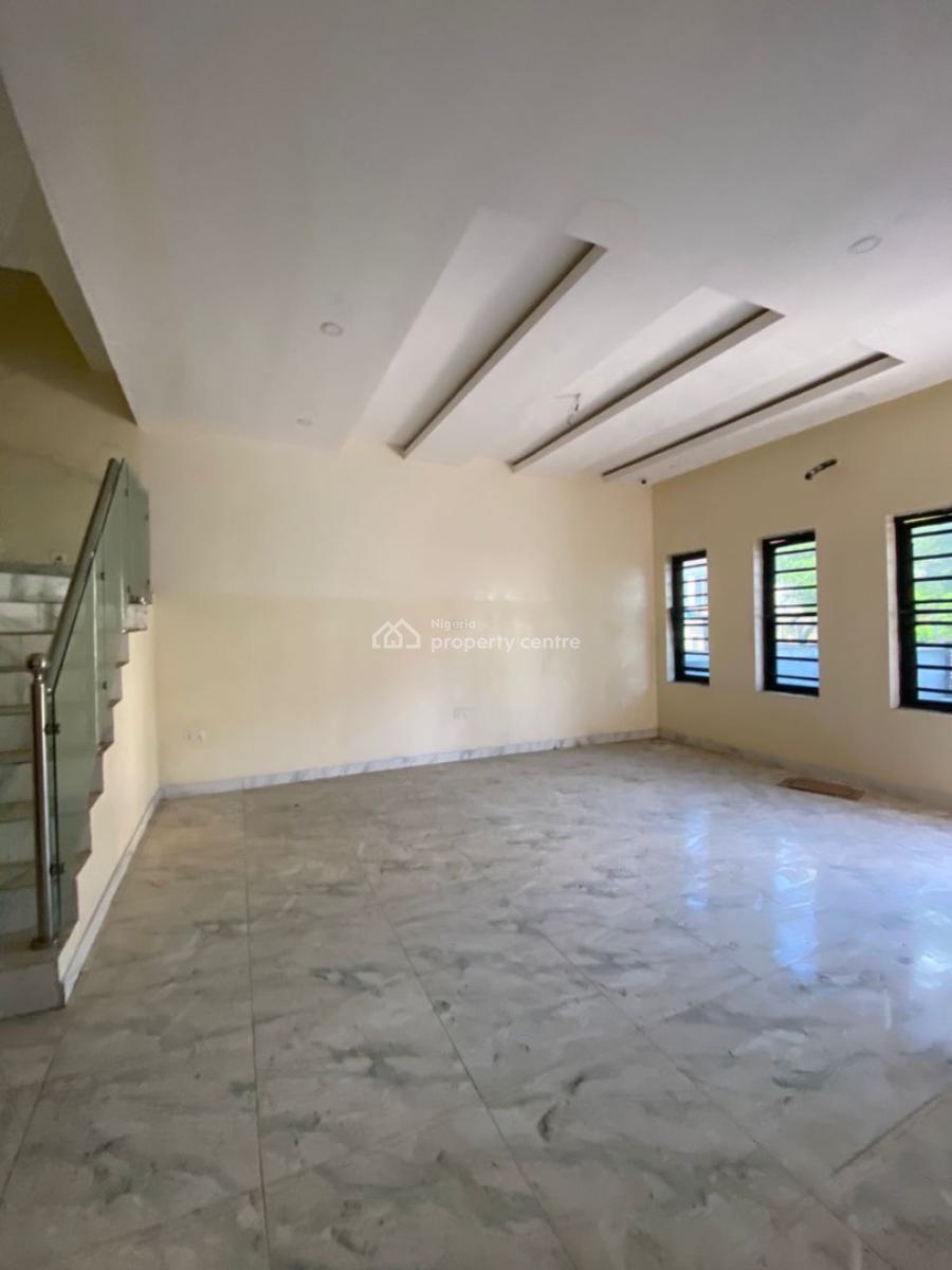 Luxury and Spacious with a B Q, Idado, Lekki, Lagos, Semi-detached Duplex for Rent