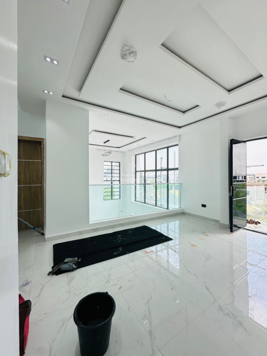 5 Bedrooms Detached Duplex with Cinema and Swimming Pool, Royal Garden, Lekki, Lagos, Detached Duplex for Sale