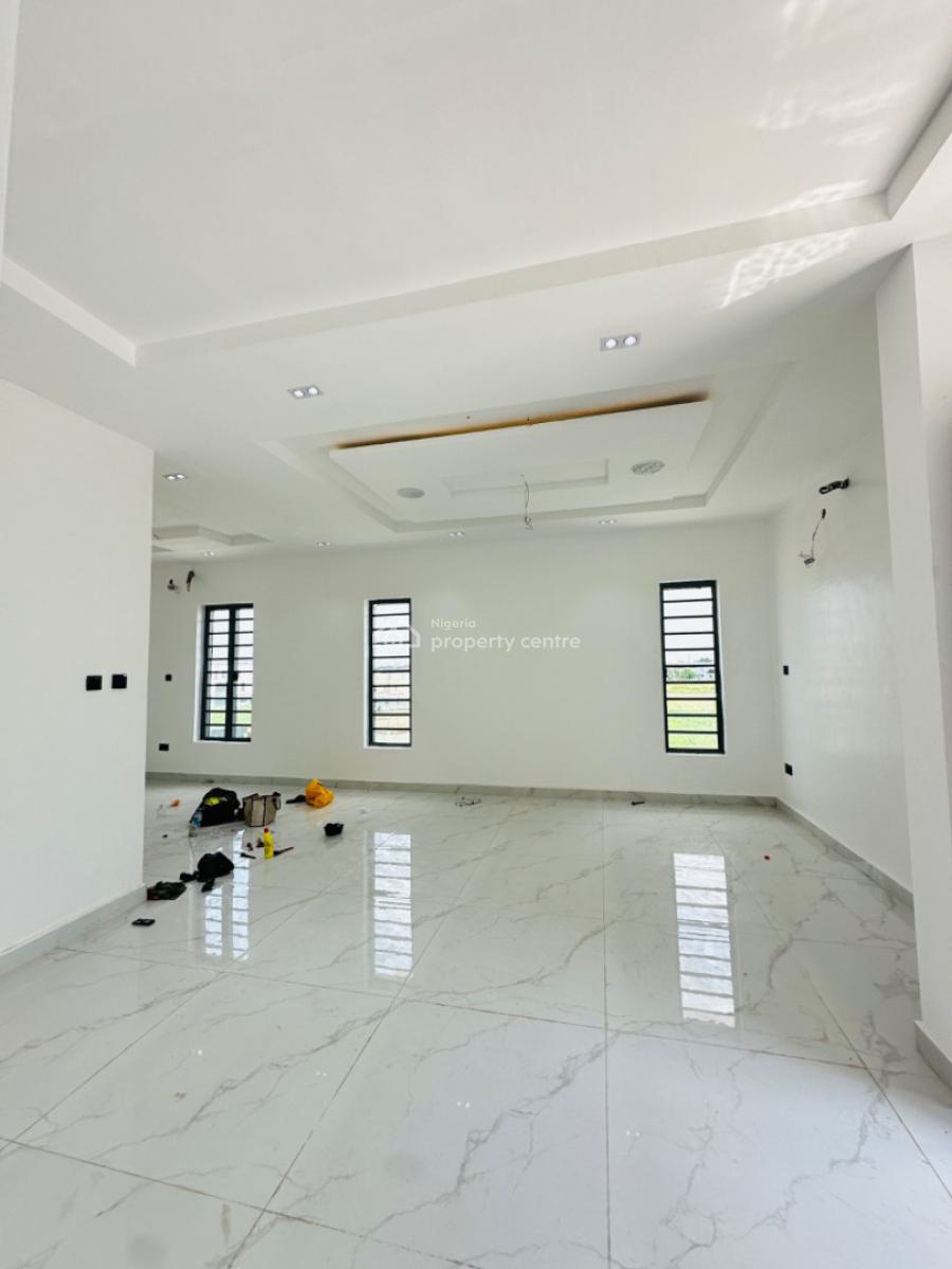 5 Bedrooms Detached Duplex with Cinema and Swimming Pool, Royal Garden, Lekki, Lagos, Detached Duplex for Sale