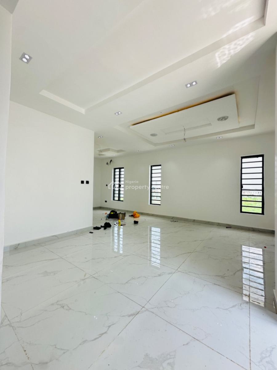 5 Bedrooms Detached Duplex with Cinema and Swimming Pool, Royal Garden, Lekki, Lagos, Detached Duplex for Sale