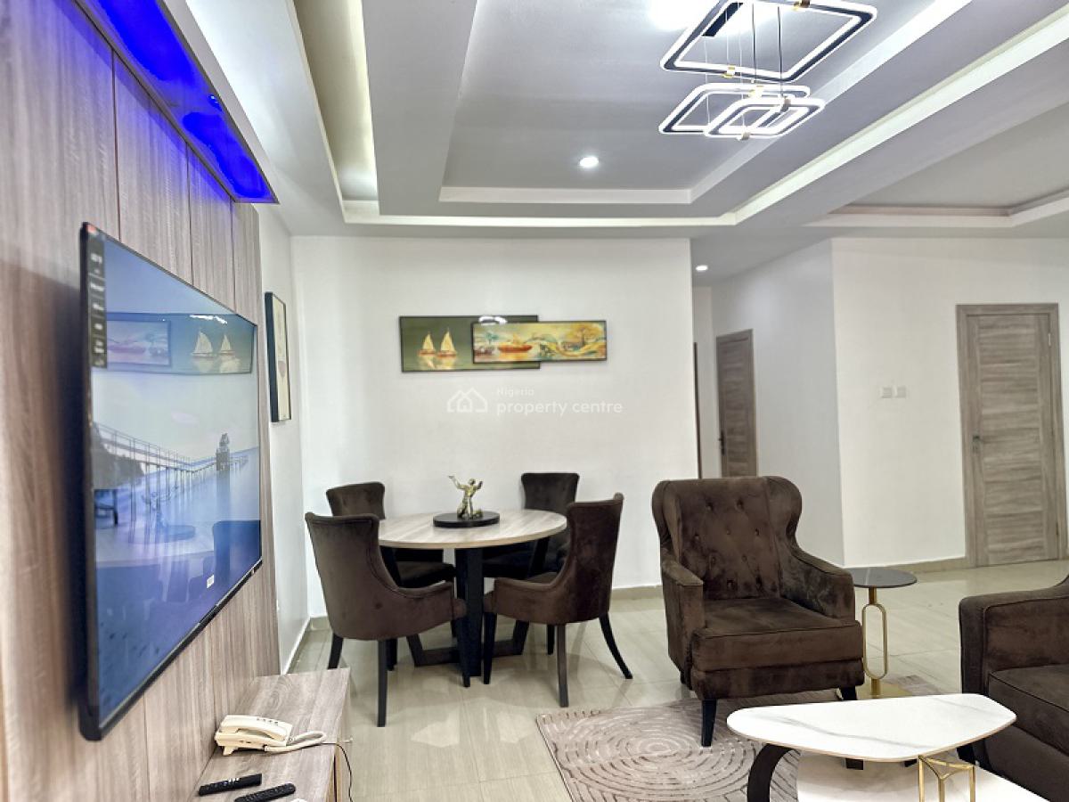 Nicely Furnished 2 Bedroom Apartment, Lekki Phase 1, Lekki, Lagos, Flat / Apartment Short Let