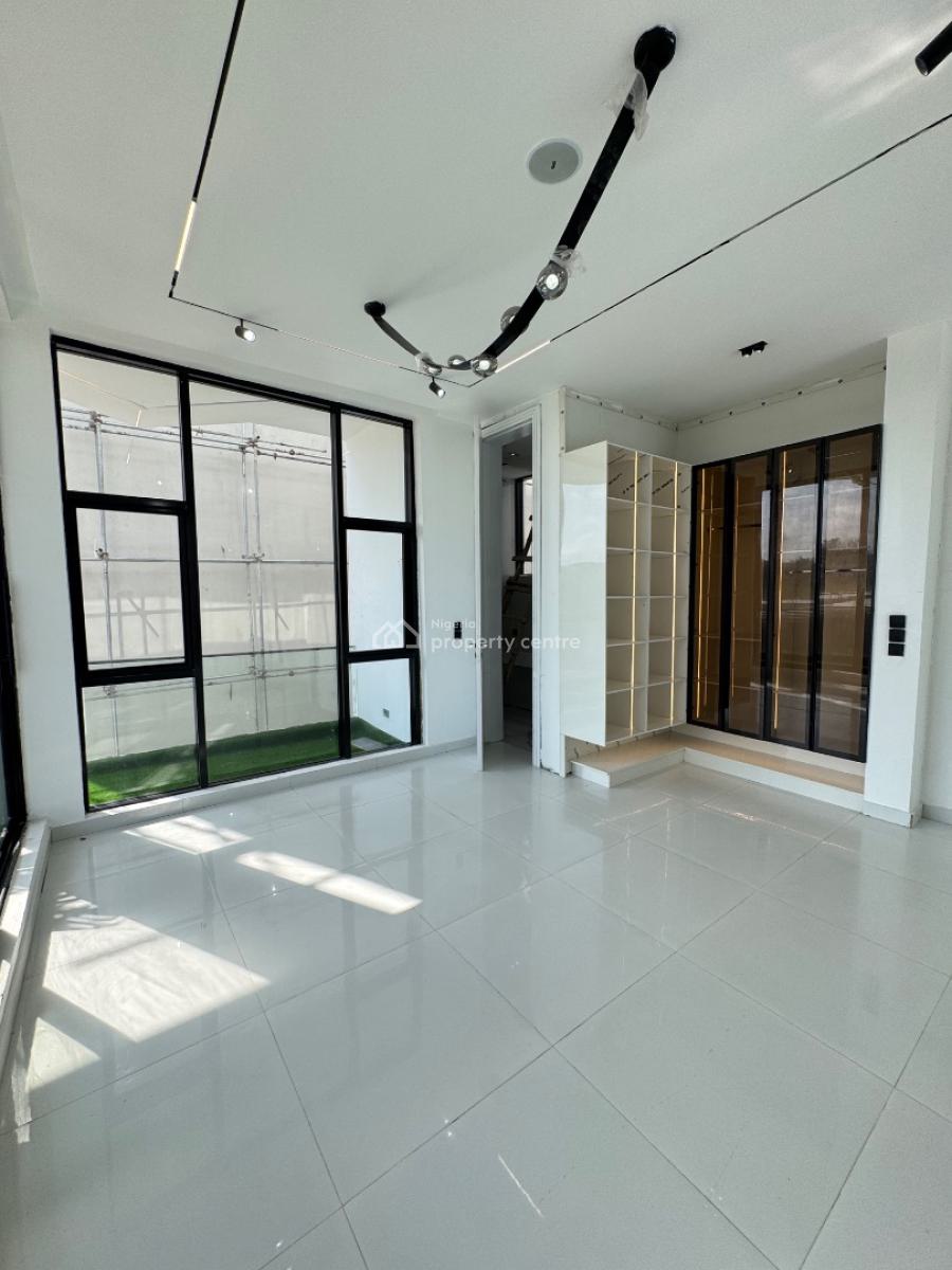 Spacious 5 Bedroom Fully Detached House with Pool, Osapa London, Lekki, Lagos, Detached Duplex for Sale