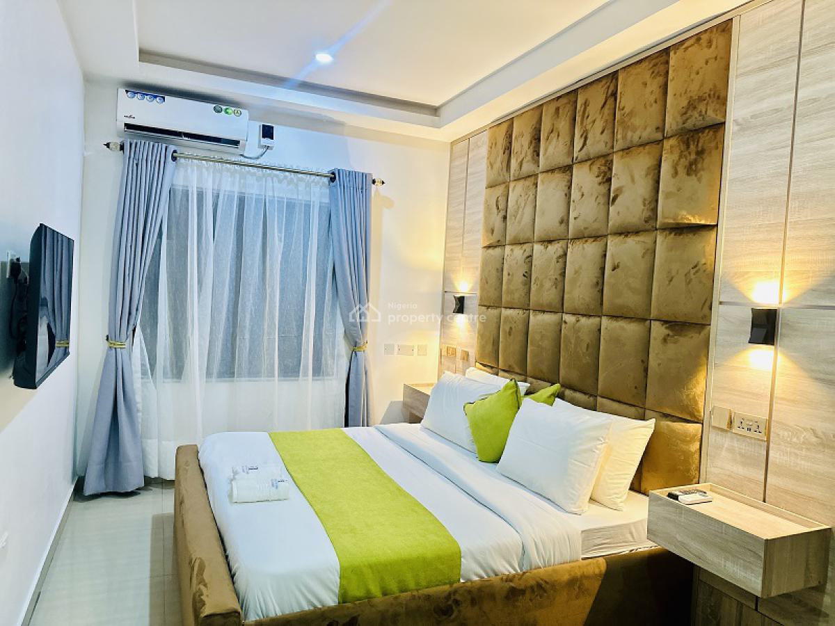 Nicely Furnished 2 Bedroom Apartment, Lekki Phase 1, Lekki, Lagos, Flat / Apartment Short Let