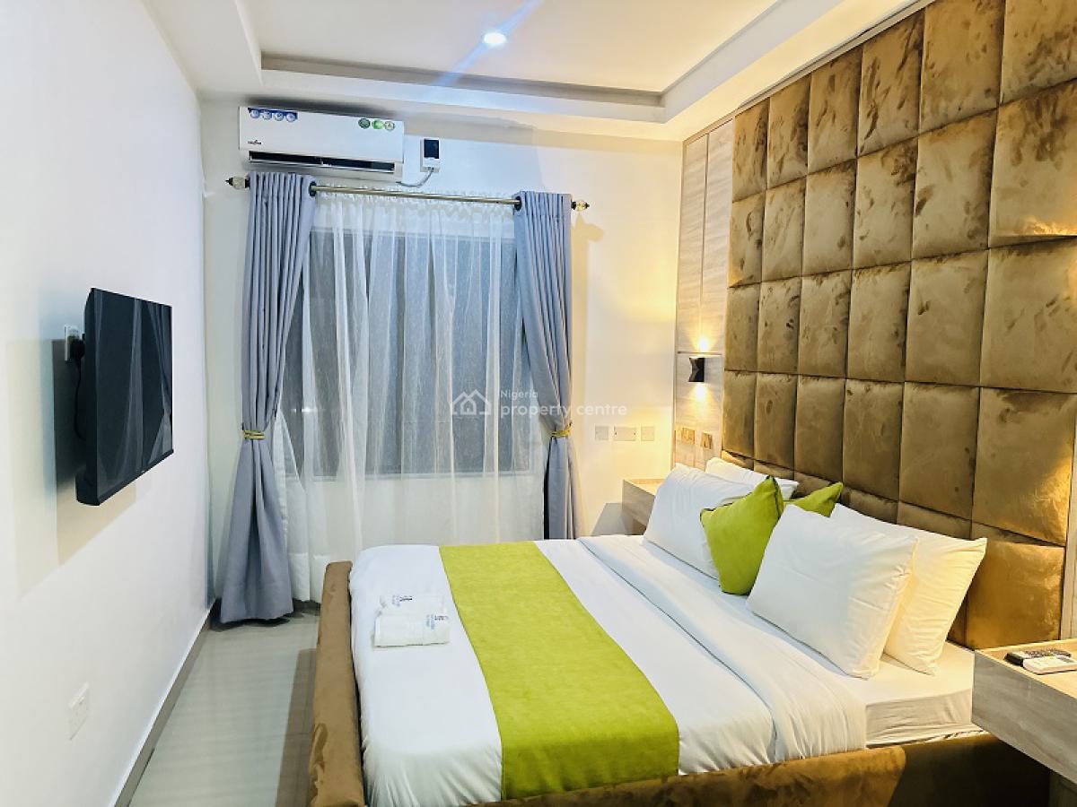 Nicely Furnished 2 Bedroom Apartment, Lekki Phase 1, Lekki, Lagos, Flat / Apartment Short Let