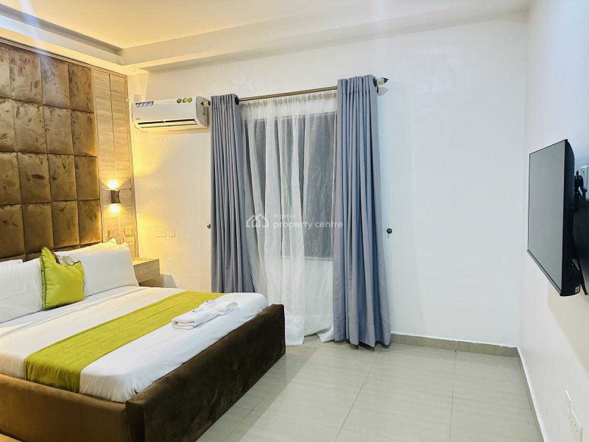 Nicely Furnished 2 Bedroom Apartment, Lekki Phase 1, Lekki, Lagos, Flat / Apartment Short Let